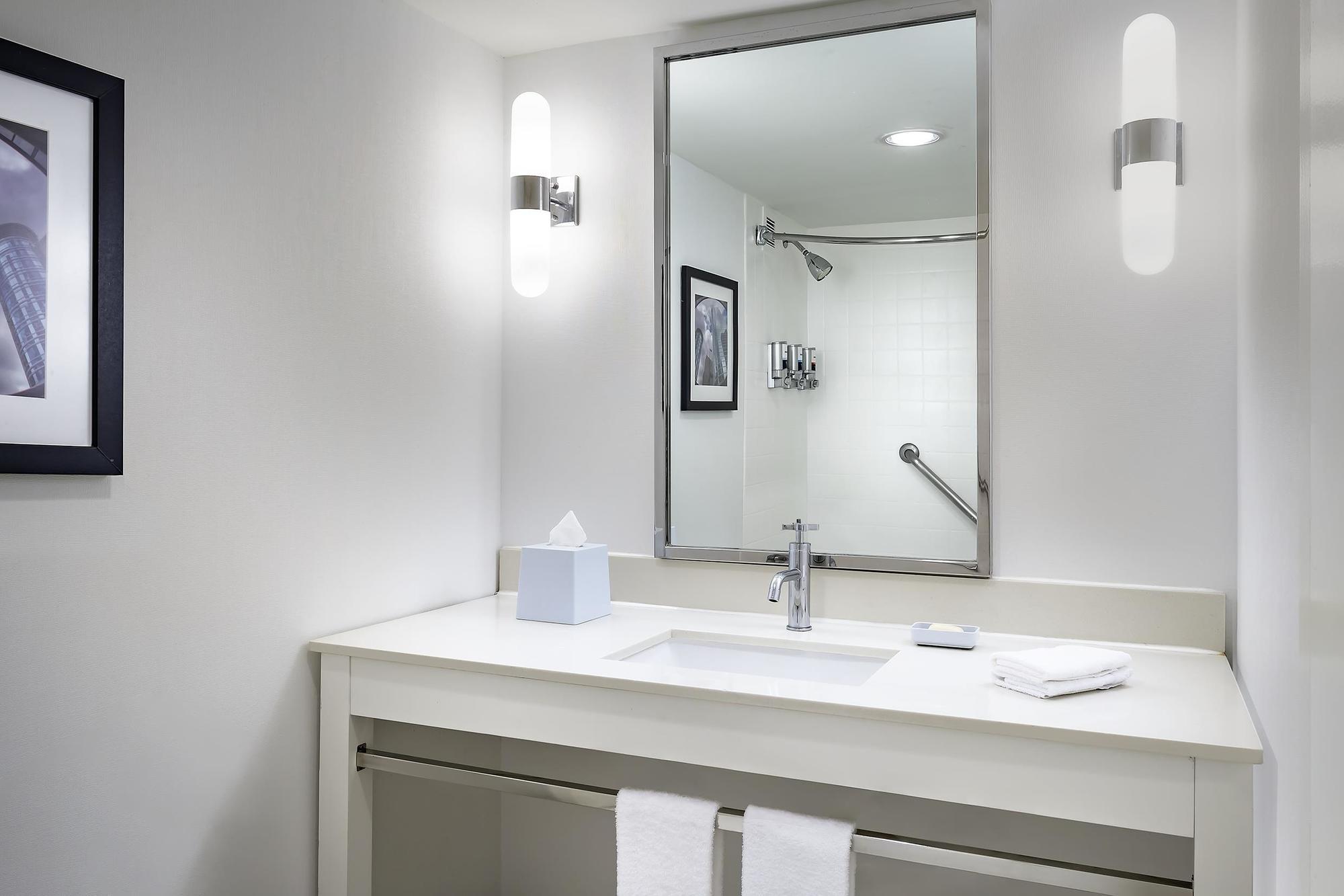 Four Points By Sheraton Houston Greenway Plaza Esterno foto