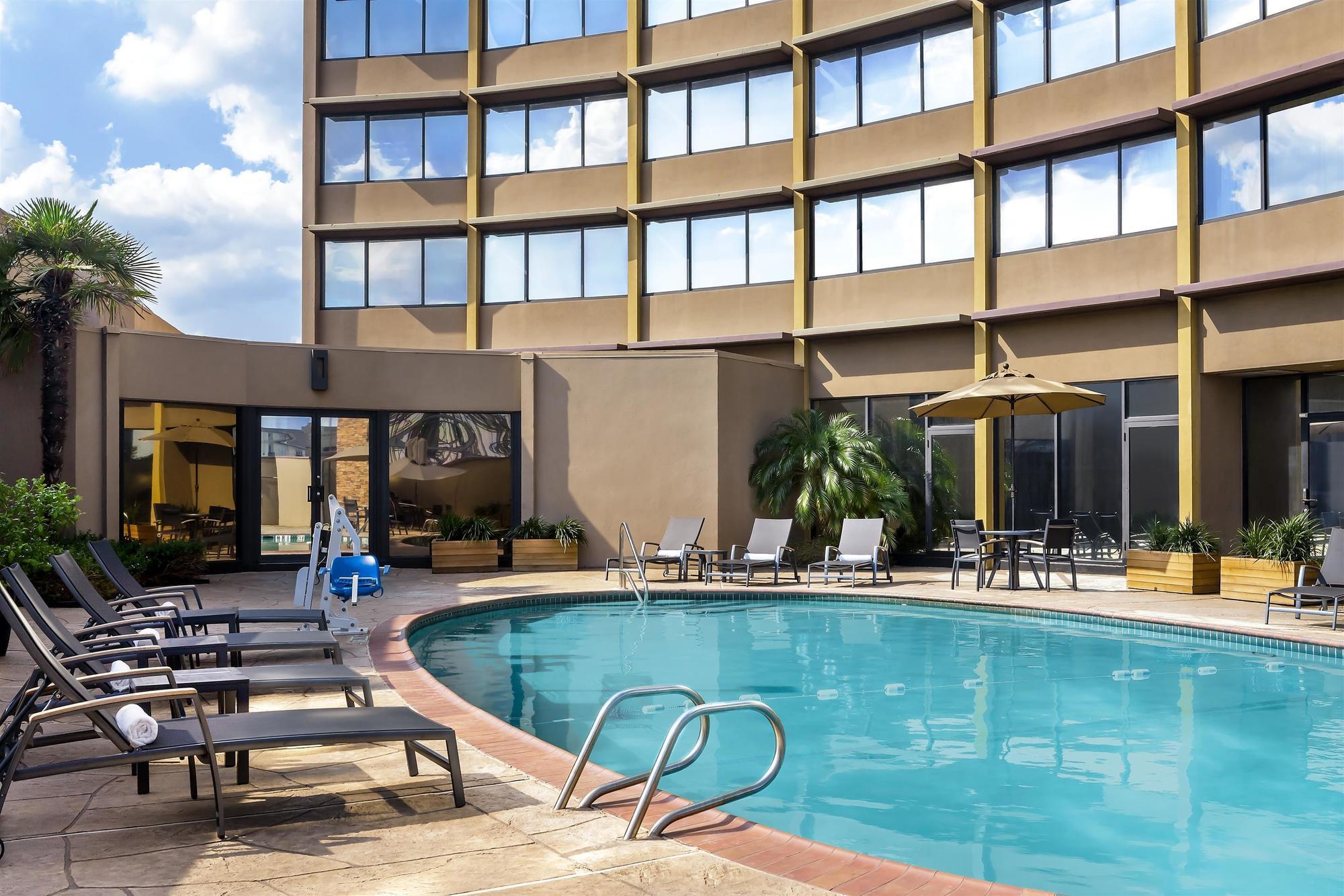 Four Points By Sheraton Houston Greenway Plaza Esterno foto